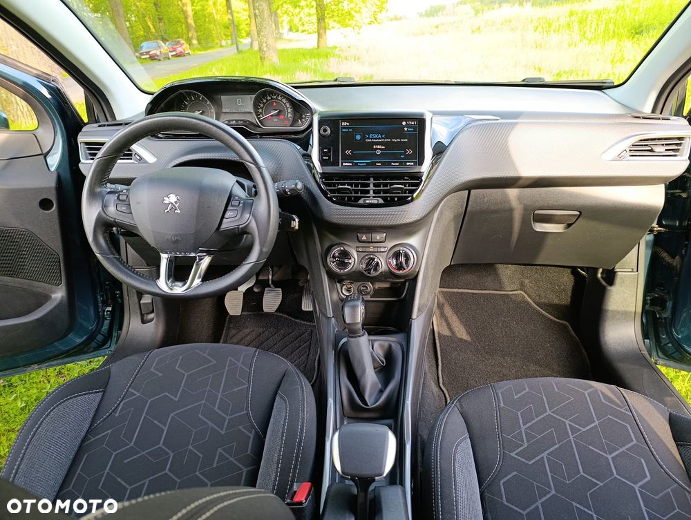 Peugeot 2008 - 16