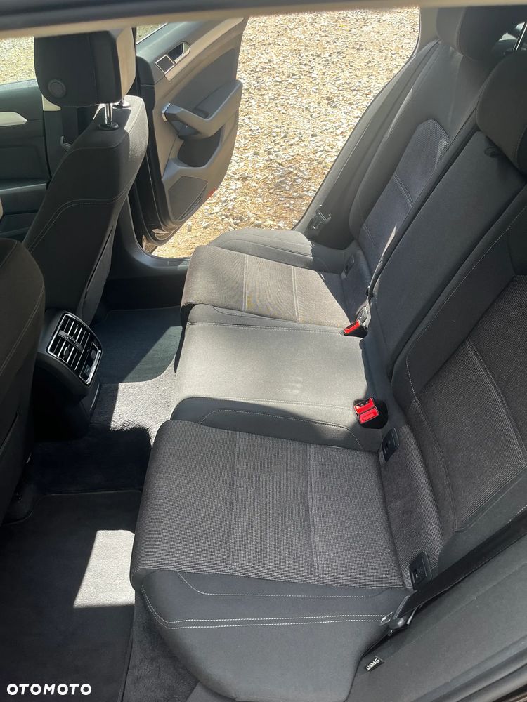 Volkswagen Passat 2.0 TDI BMT Comfortline - 9
