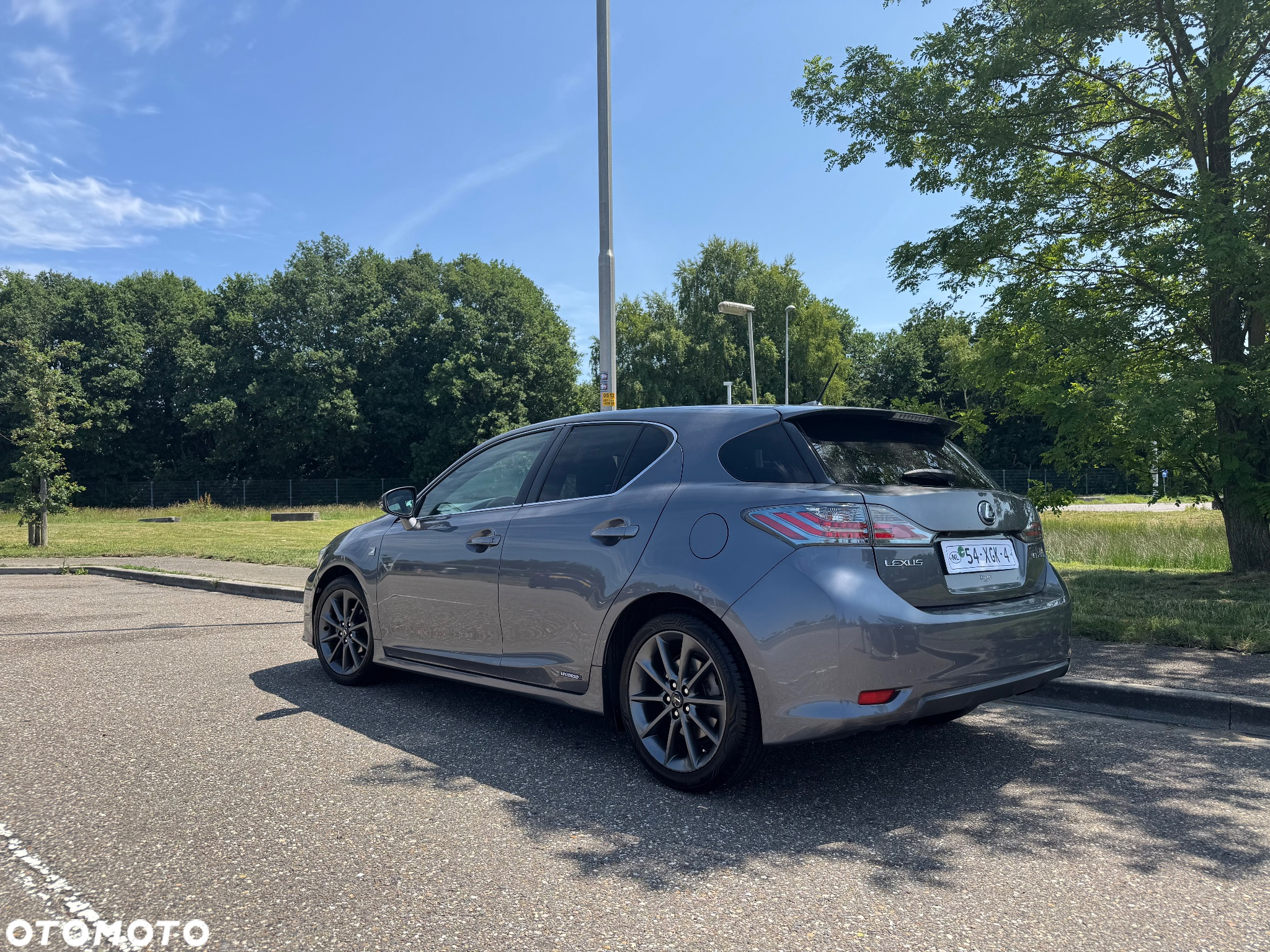 Lexus CT - 7