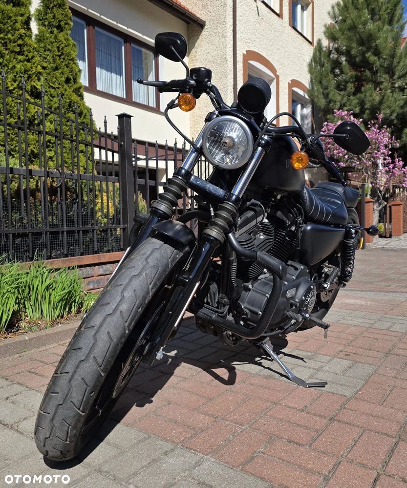Harley-Davidson Sportster Iron 883 - 4