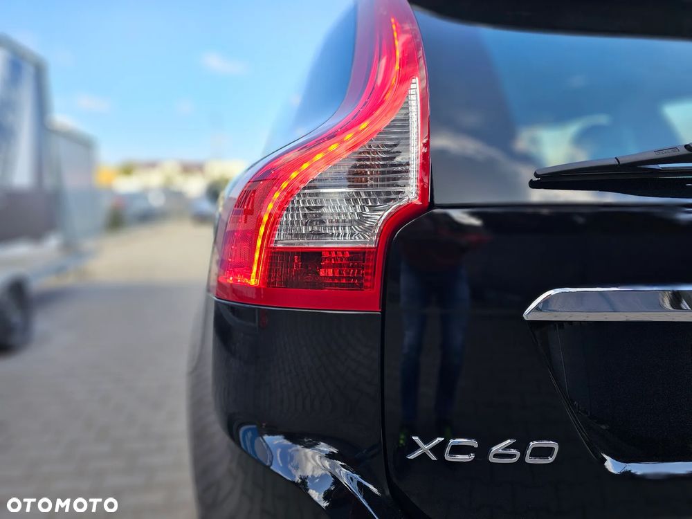 Volvo XC 60 D3 Geartronic Summum - 10