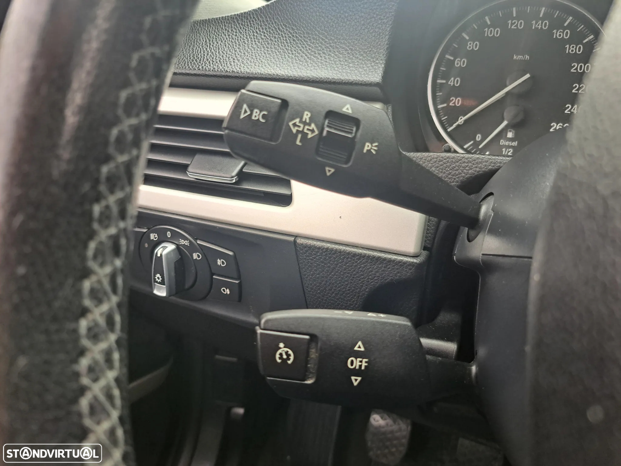BMW 320 d Touring EfficientDynamics Navigation - 15