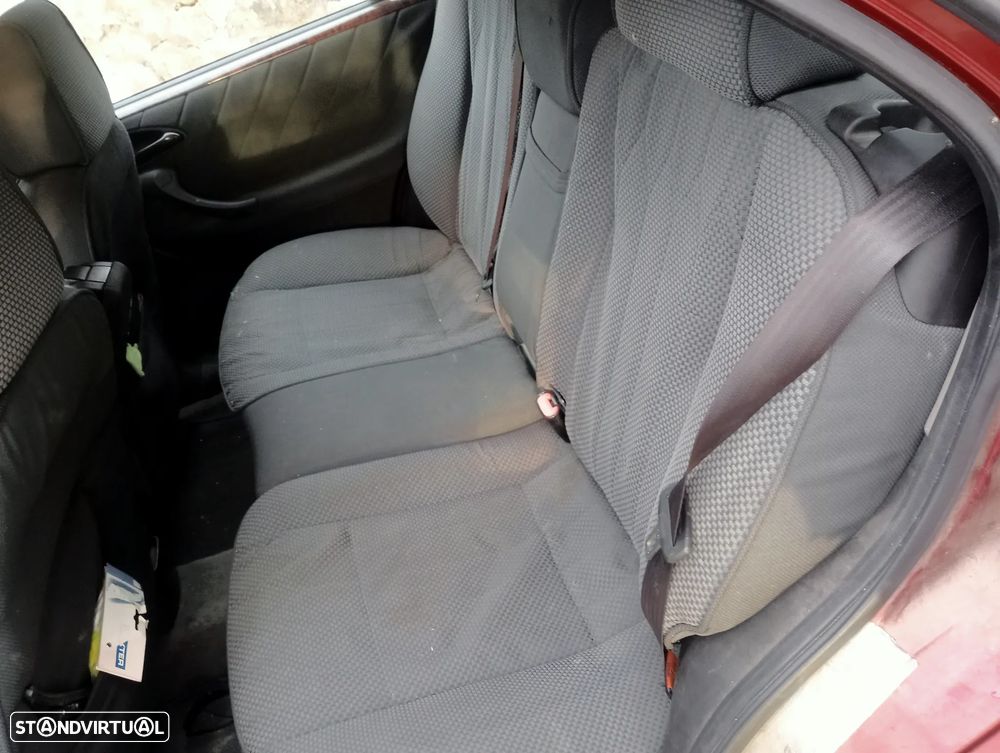 Lancia Lybra SW 1.9 JTD LS - 6