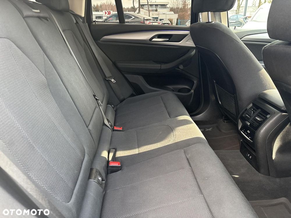 BMW X3 - 25