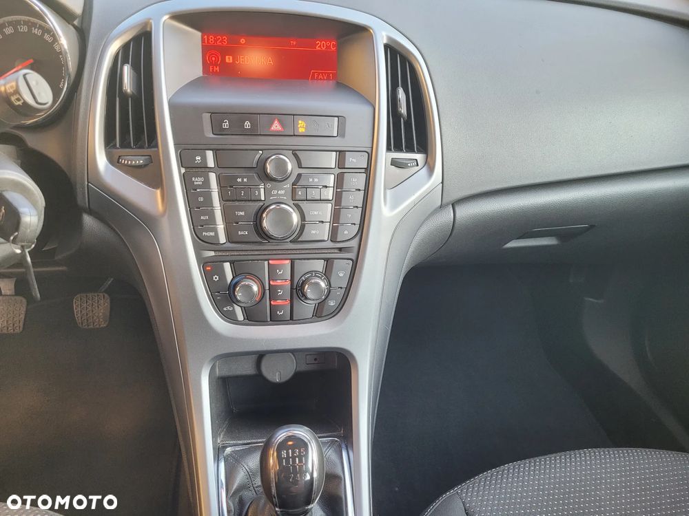 Opel Astra 1.4 Turbo - 25