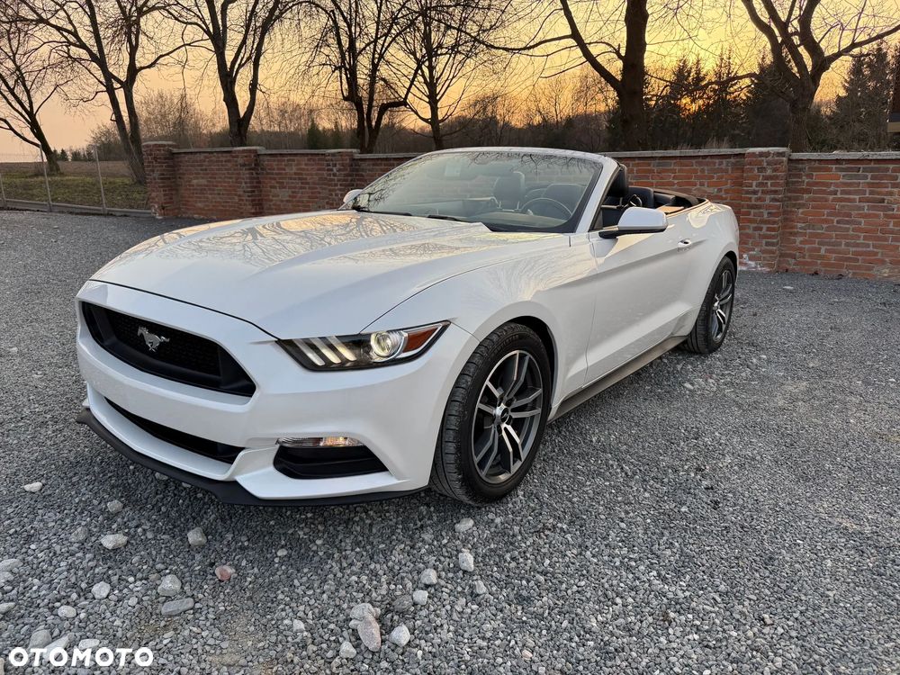 Ford Mustang 3.7 V6 - 23