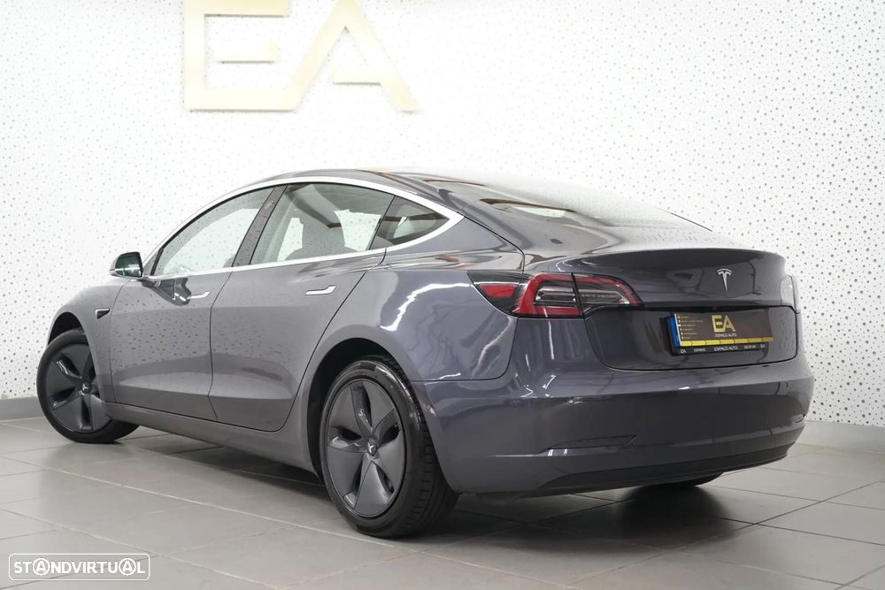 Tesla Model 3 Standard Range Plus RWD - 4