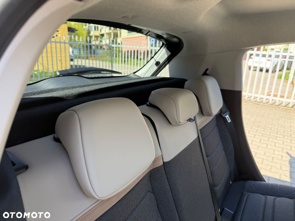 Citroën C3 1.2 PureTech Shine - 10