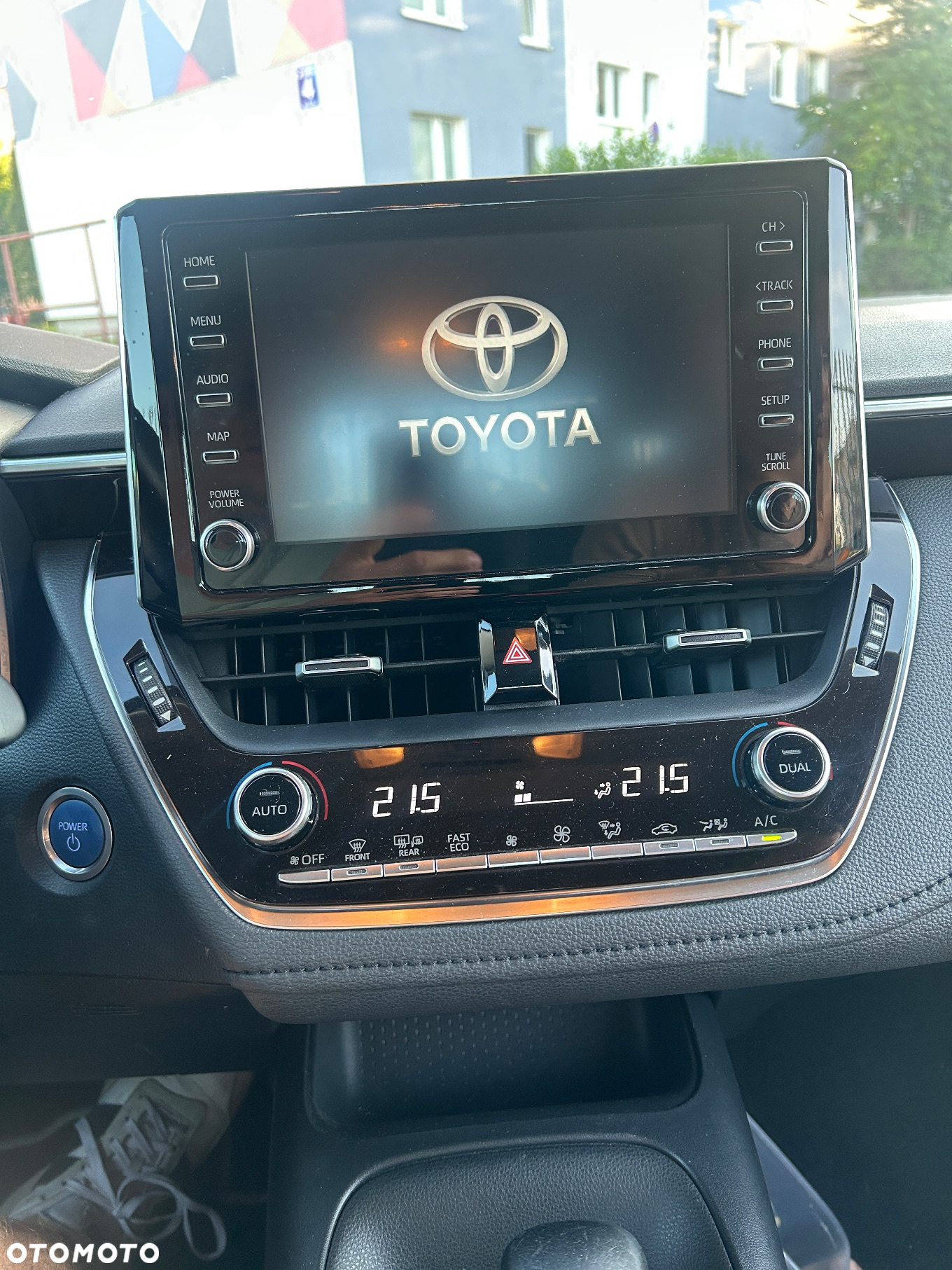 Toyota Corolla 1.8 Hybrid Comfort - 8