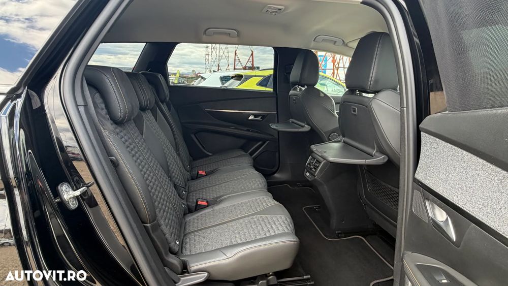 Peugeot 5008 BlueHDI 130 EAT8 Roadtrip - 17