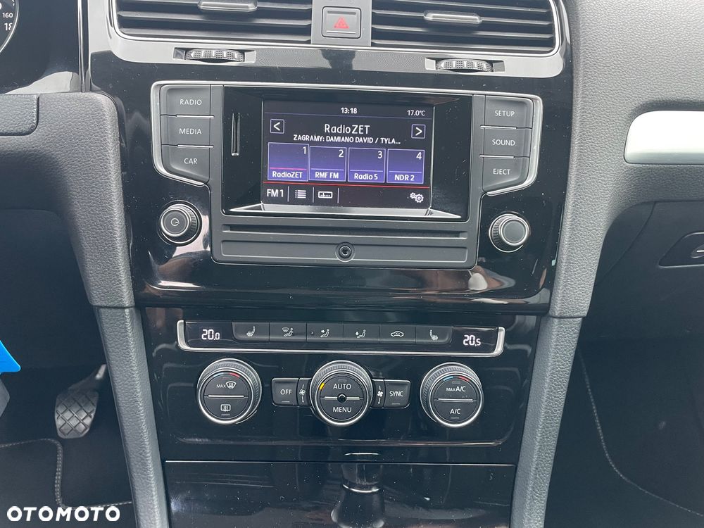 Volkswagen Golf 1.6 TDI BlueMotion Technology Cup - 19
