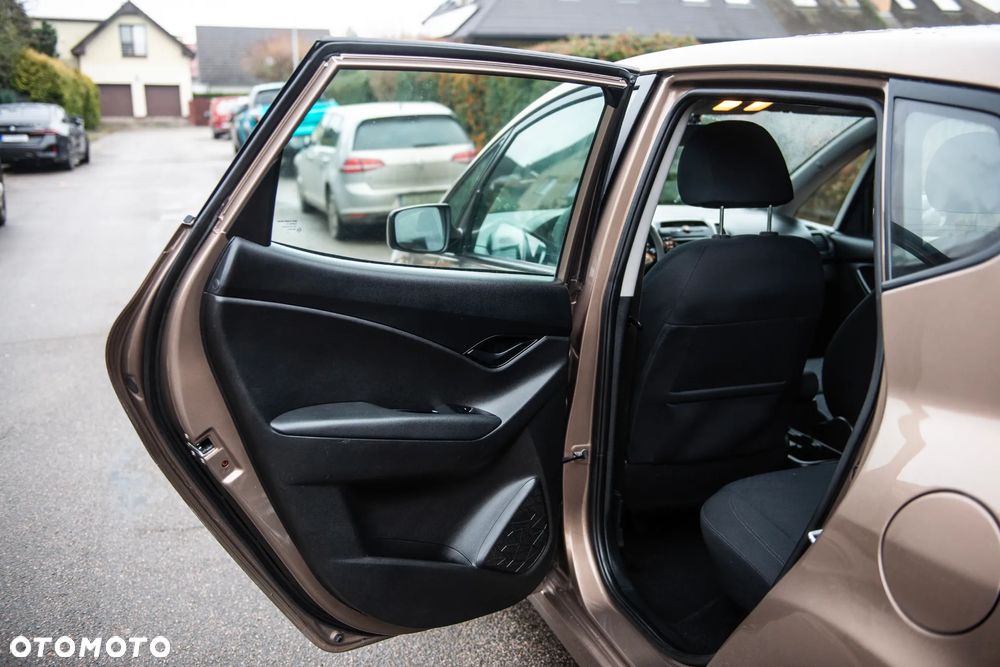 Hyundai ix20 1.4 blue Comfort - 21