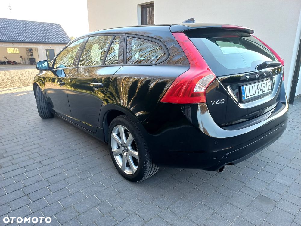 Volvo V60 D2 Geartronic Powershift Edition - 3
