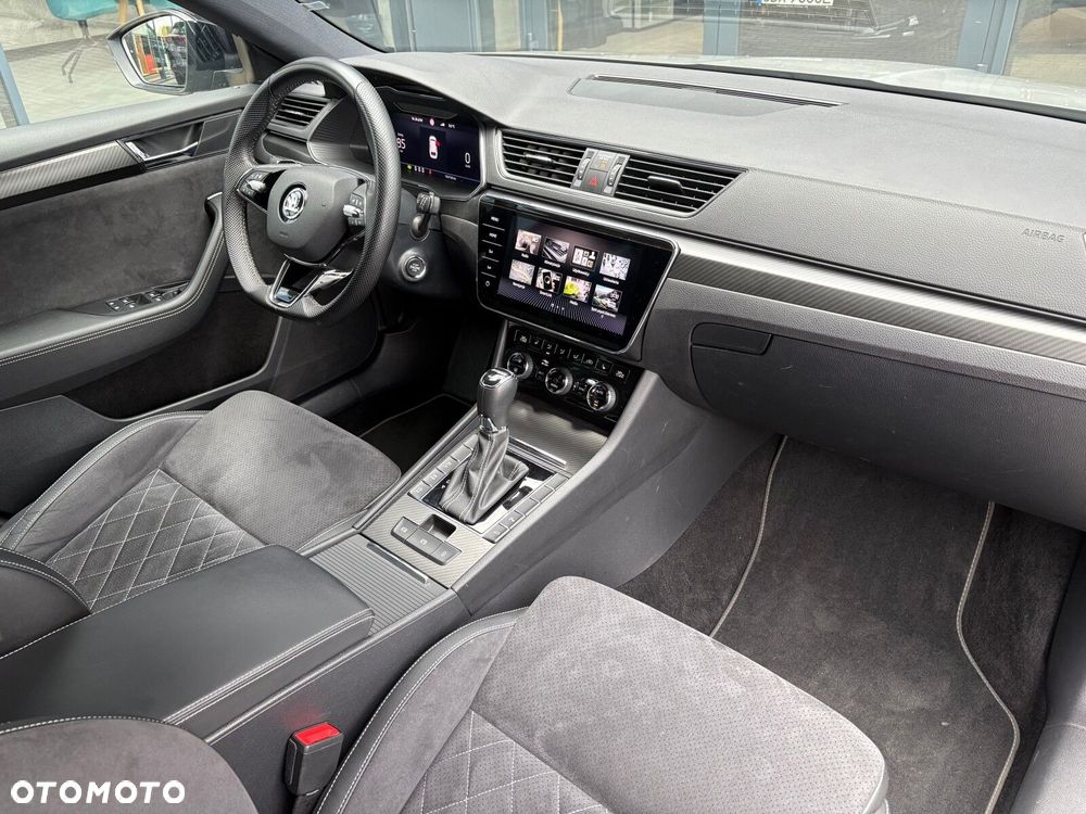 Skoda Superb 2.0 TSI 4x4 Sportline DSG - 19