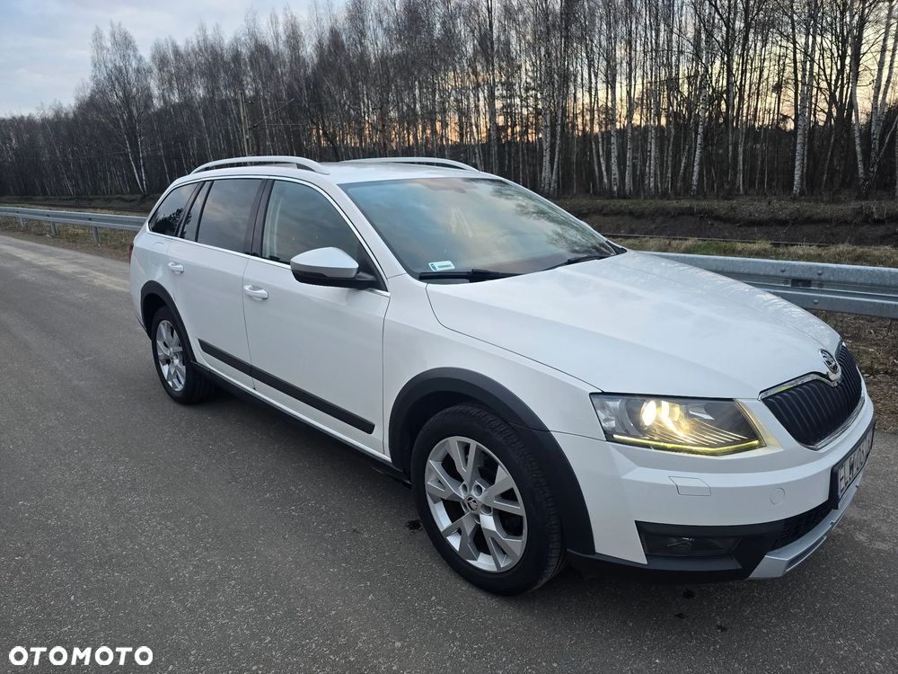 Skoda Octavia 2.0 TDI 4x4 DSG Scout - 1