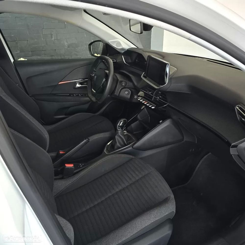 Peugeot 208 1.2 PureTech Active Pack - 9