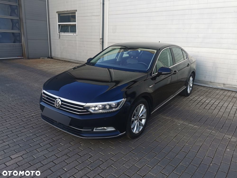Volkswagen Passat 2.0 TDI Bi-Turbo BMT 4Mot Highline DSG - 12