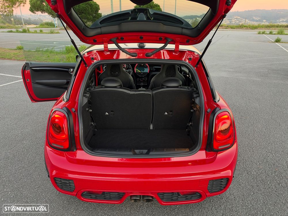MINI 3 Portas John Cooper Works Auto Desportiva - 16