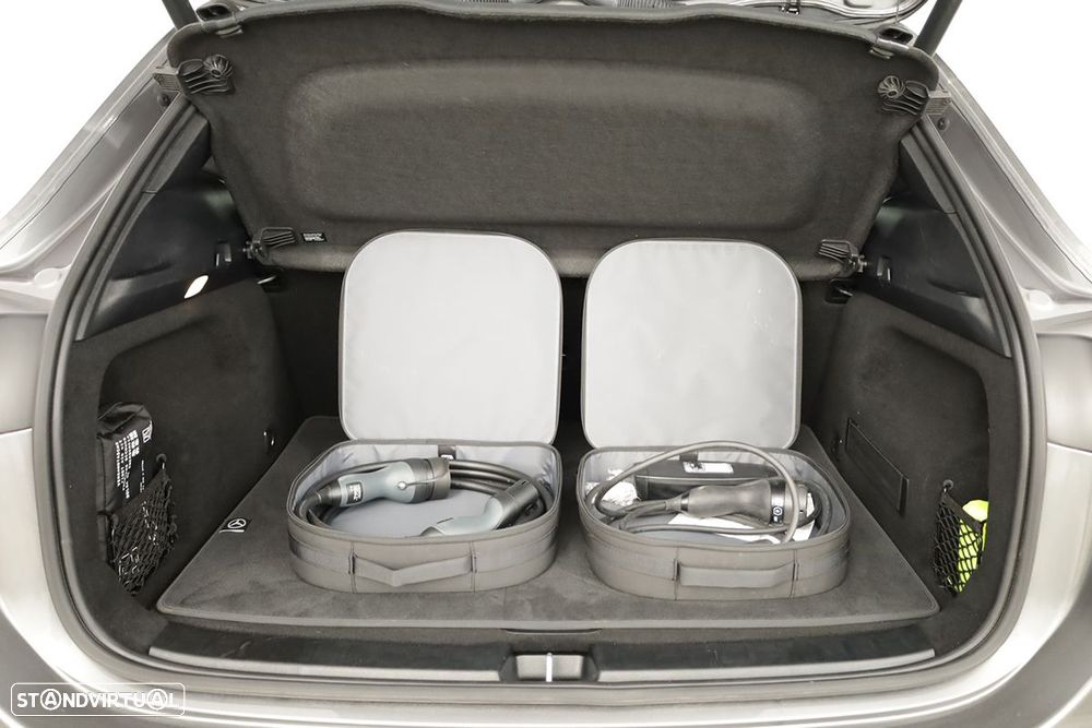 Mercedes-Benz EQA 250+ AMG Line - 26