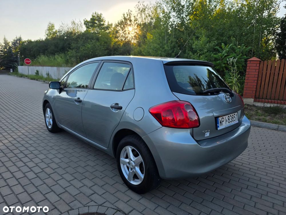 Toyota Auris 1.33 VVT-i Terra - 6
