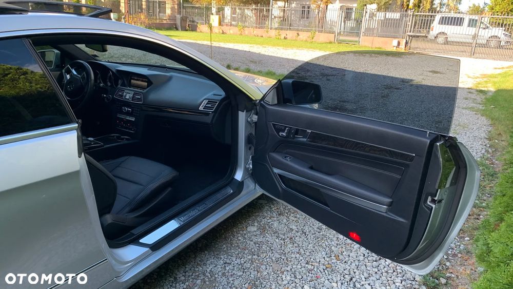 Mercedes-Benz Klasa E 350 BlueEFFICIENCY 7G-TRONIC Avantgarde - 26