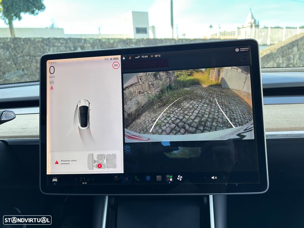 Tesla Model 3 - 29