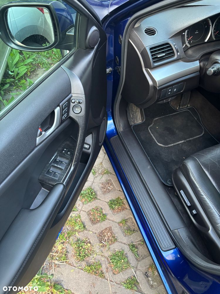 Honda Accord 2.0 Executive Nav - 20