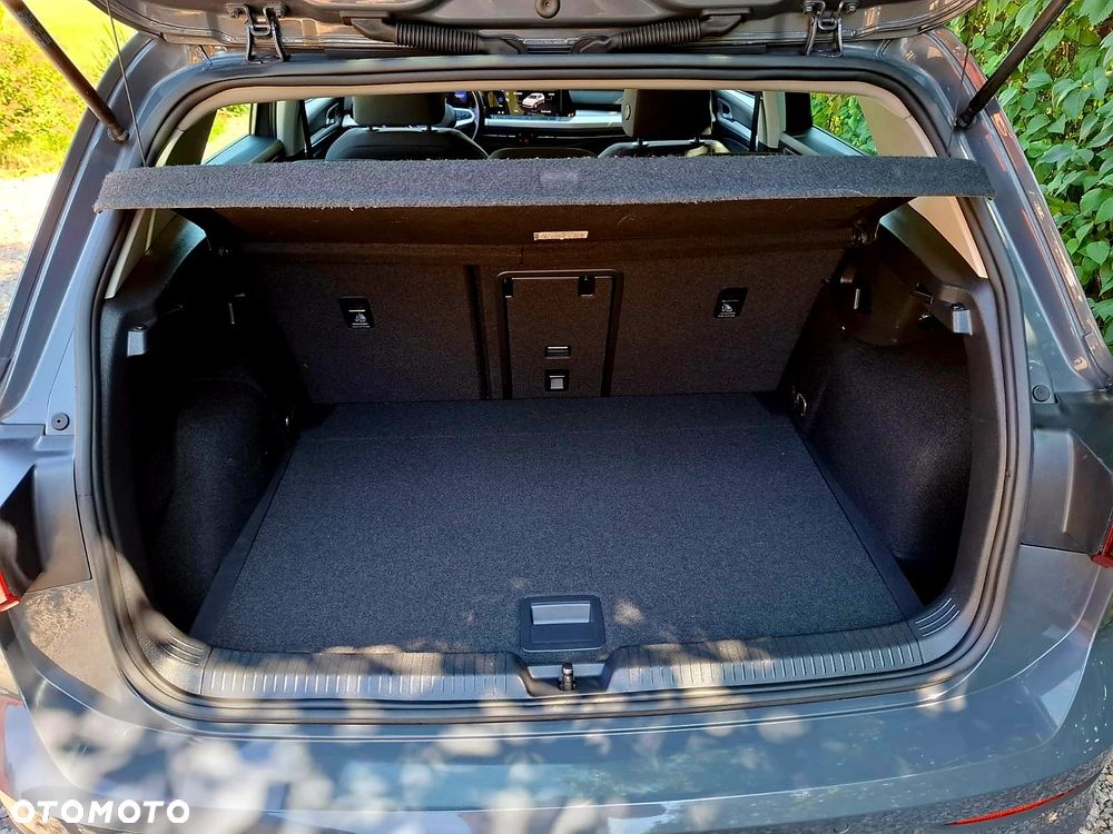 Volkswagen Golf 2.0 TDI SCR Life - 26