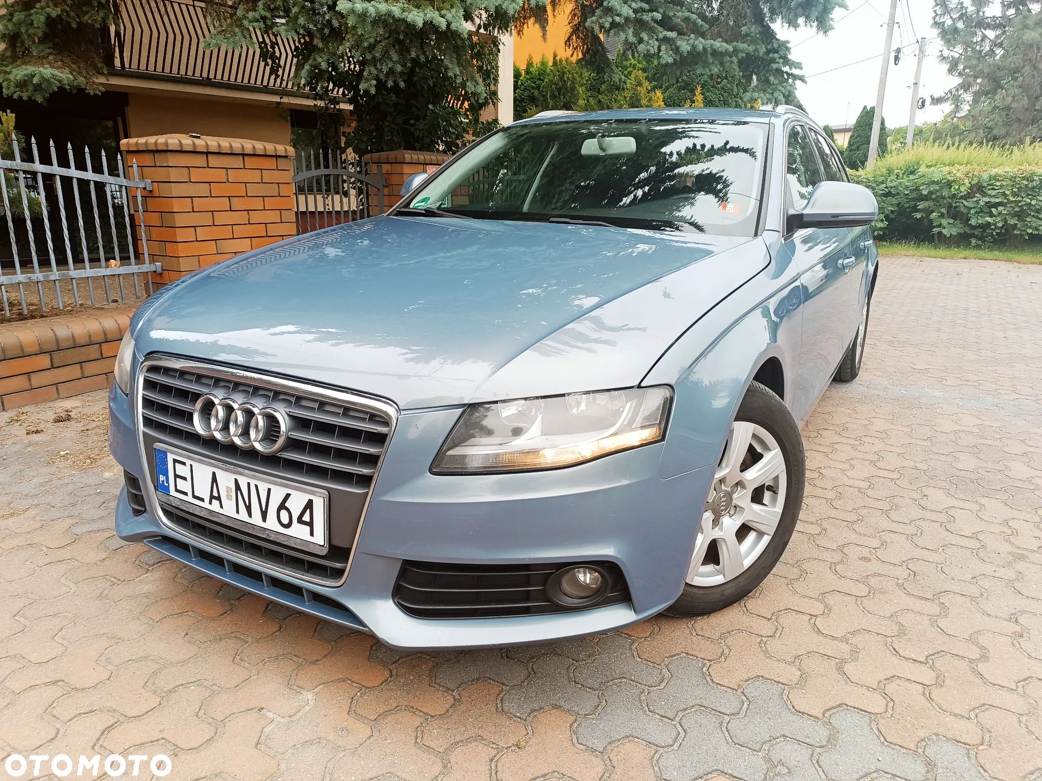 Audi A4 - 1