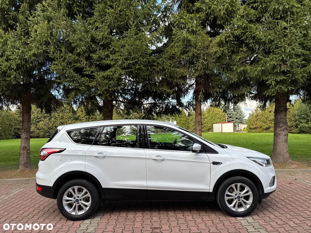 Ford Kuga - 4