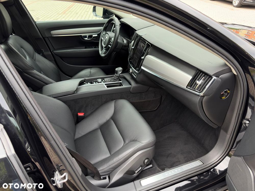 Volvo S90 D4 Momentum - 18