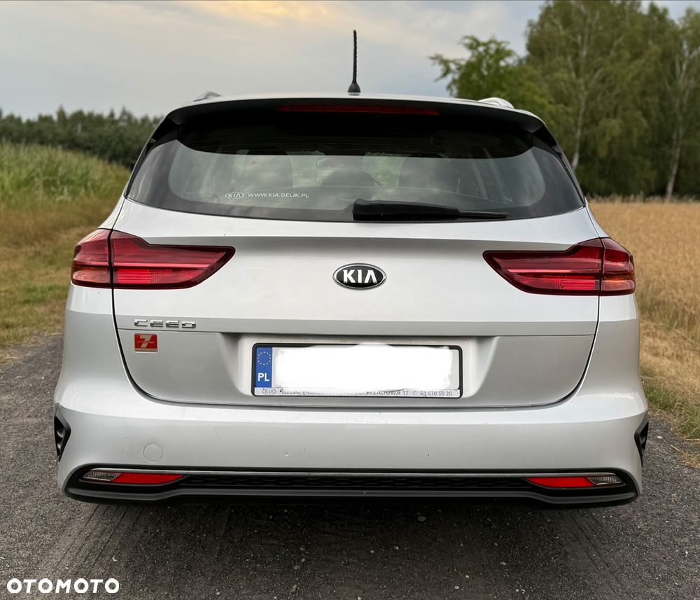 Kia Ceed 1.6 CRDi SCR M - 6