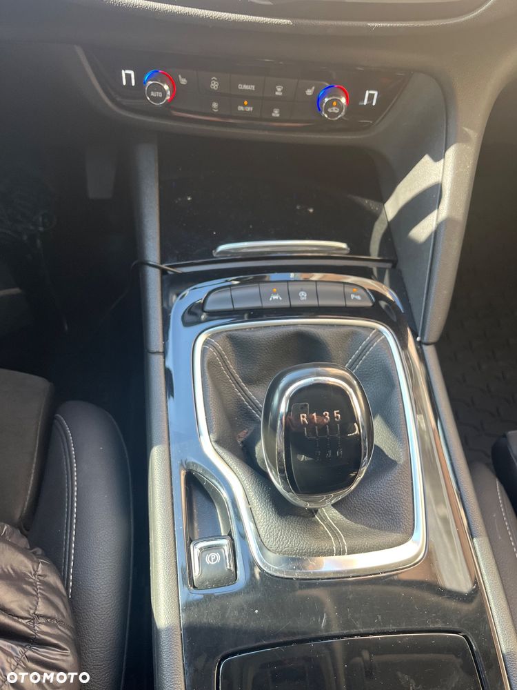 Opel Insignia 1.6 CDTI Ultimate S&S - 8