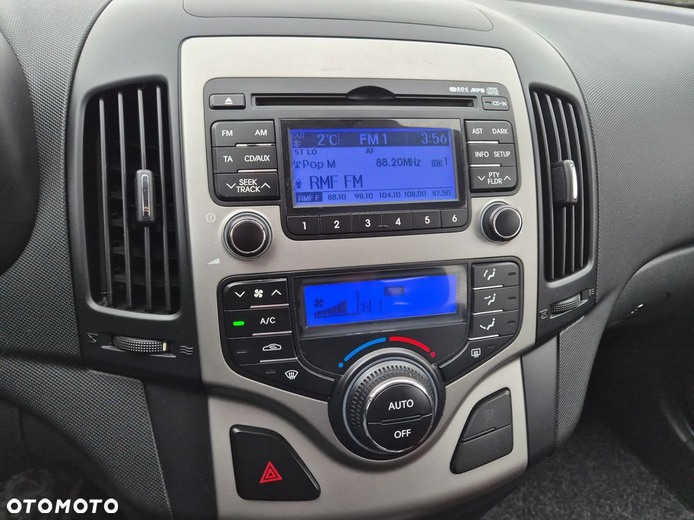 Hyundai i30 1.6 blue Classic - 15