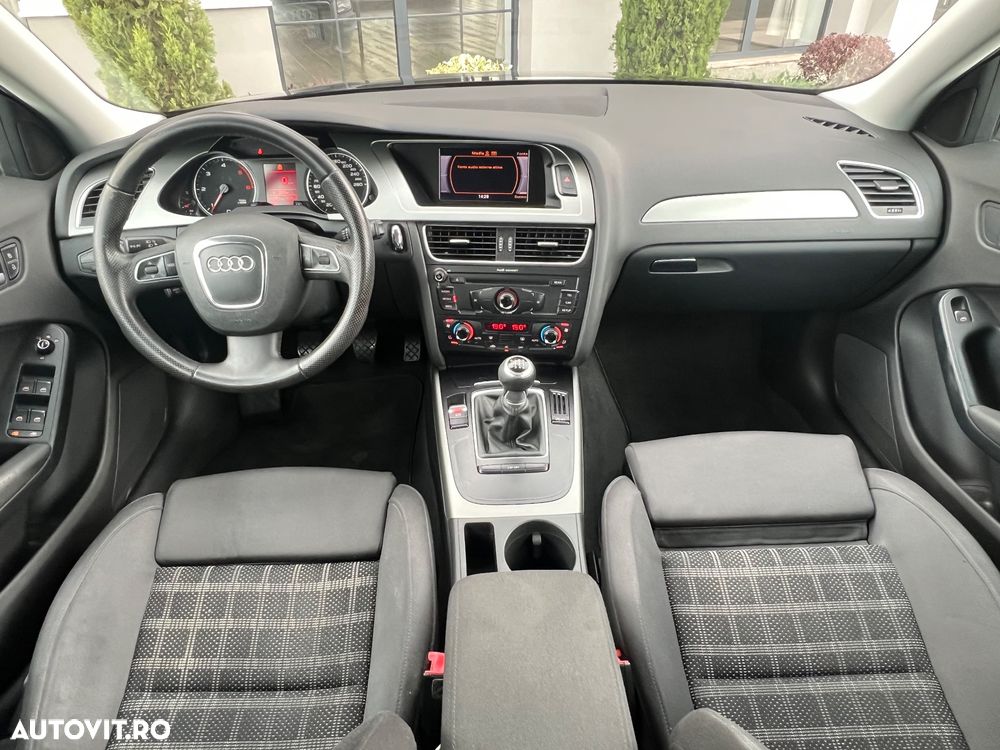 Audi A4 2.0 TDI B8 - 11