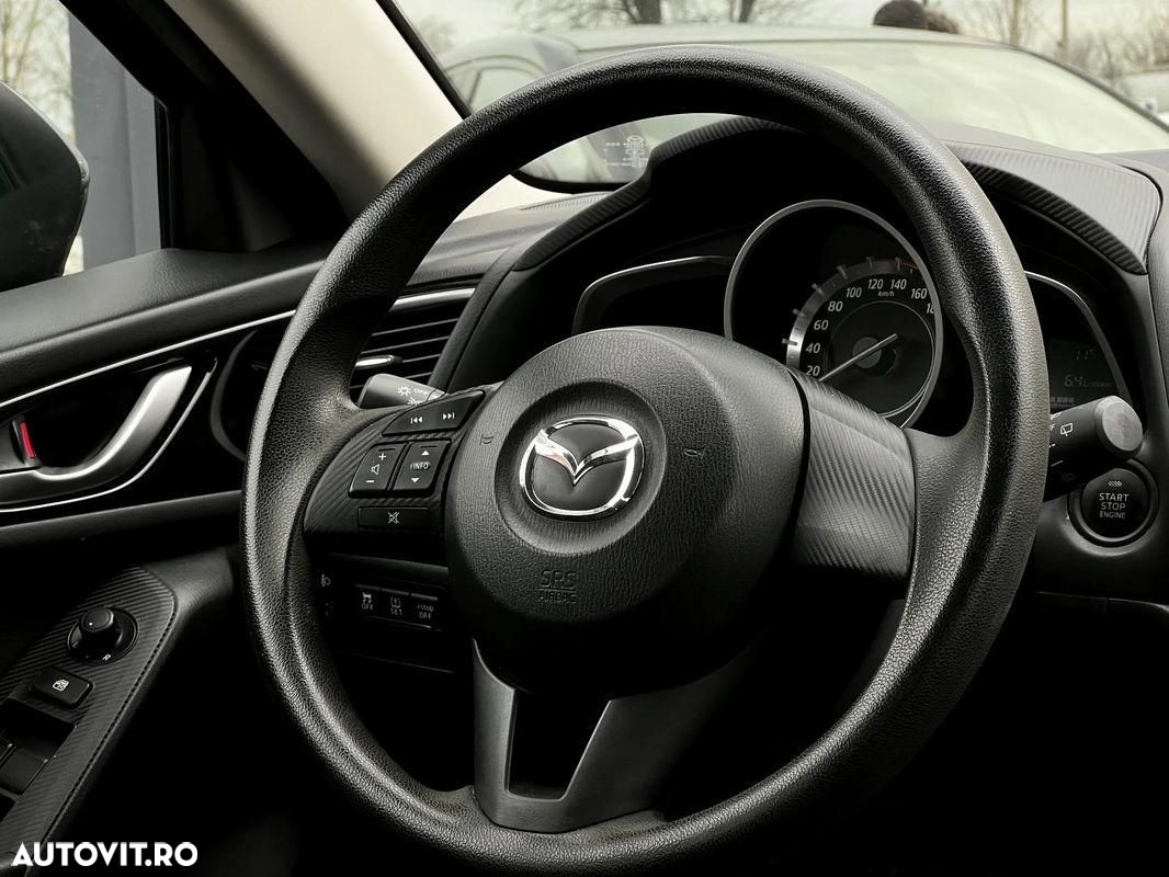 Mazda 3 - 9