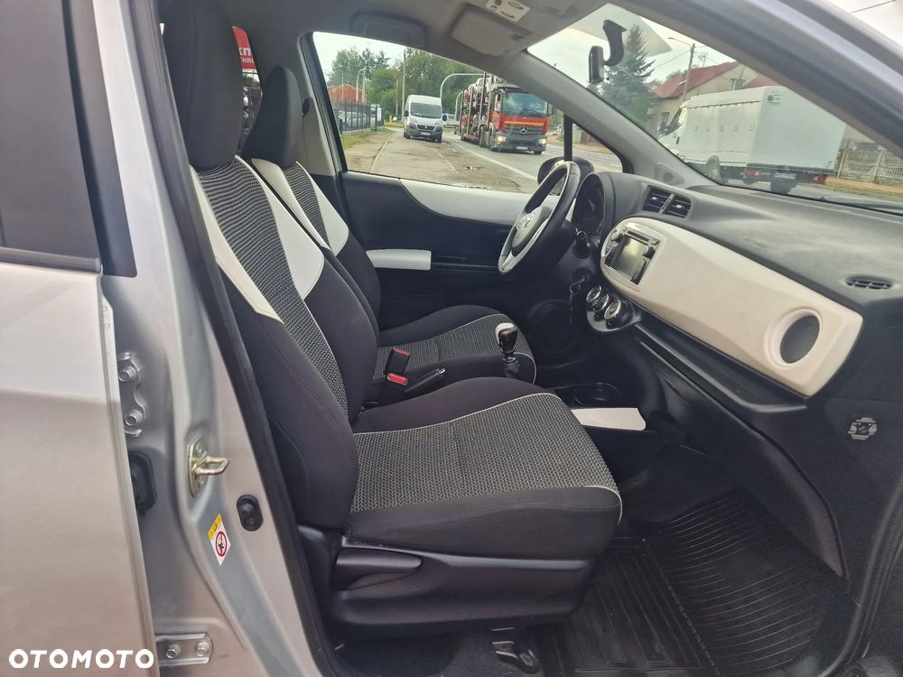 Toyota Yaris 1.33 Life - 13