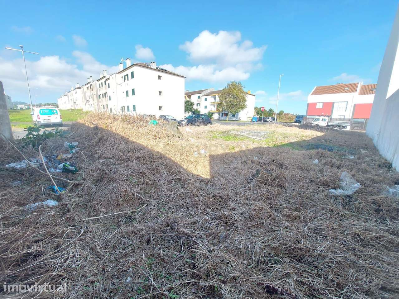 Lote Urbano com 270 m² em Arrifes — Potencial para Moradia Unifamiliar - Grande imagem: 3/9