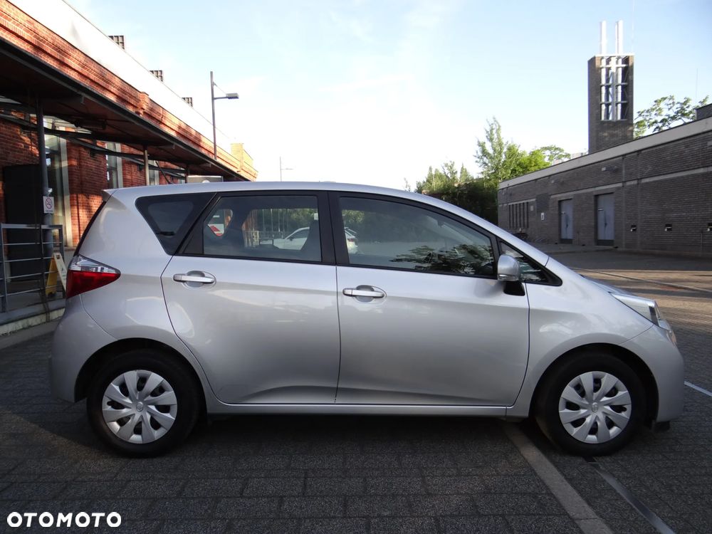 Toyota Verso S 1.33 VVT-i Club - 9