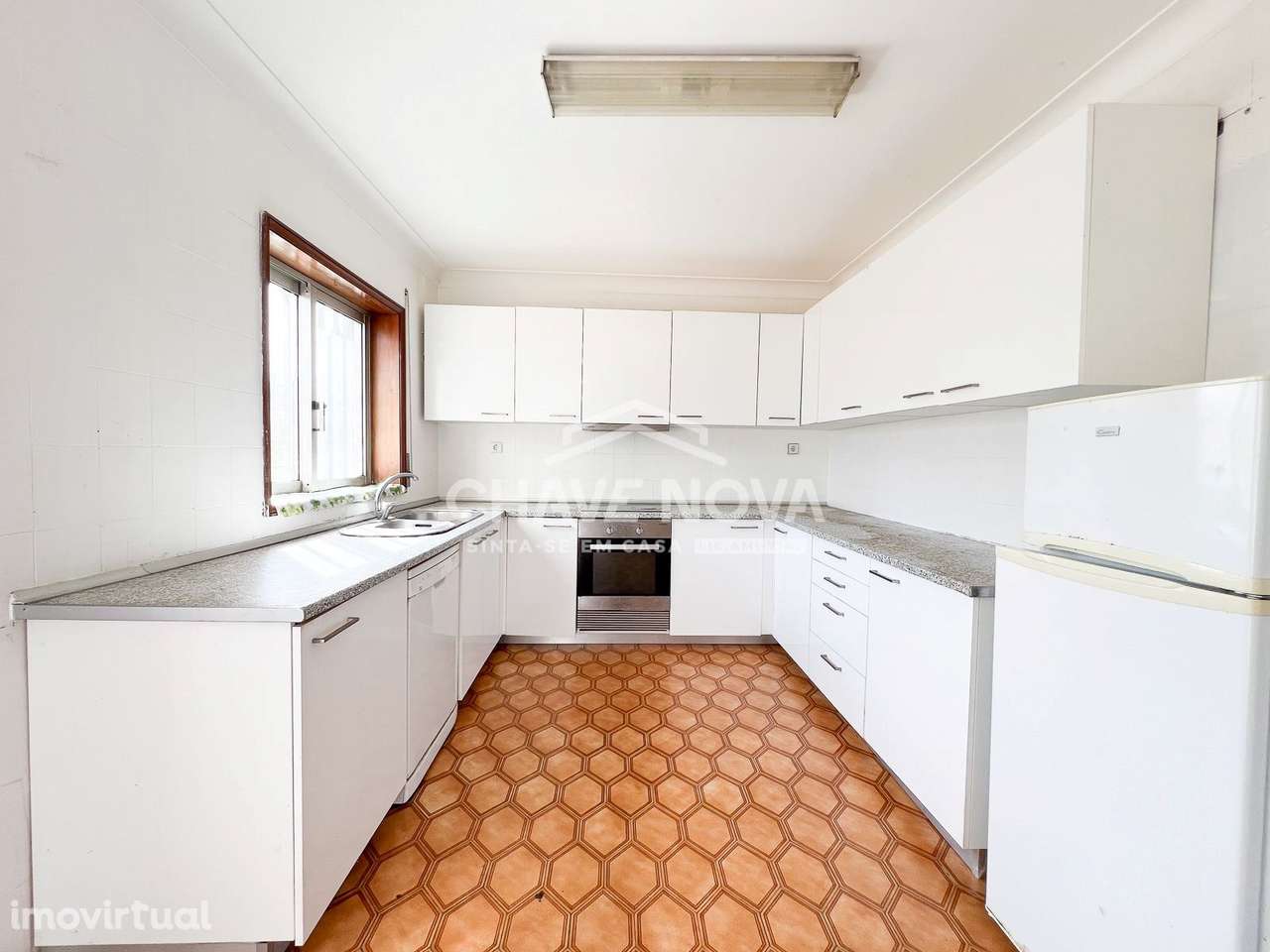 Moradia Geminada T3 em Arcozelo - Grande imagem: 2/17