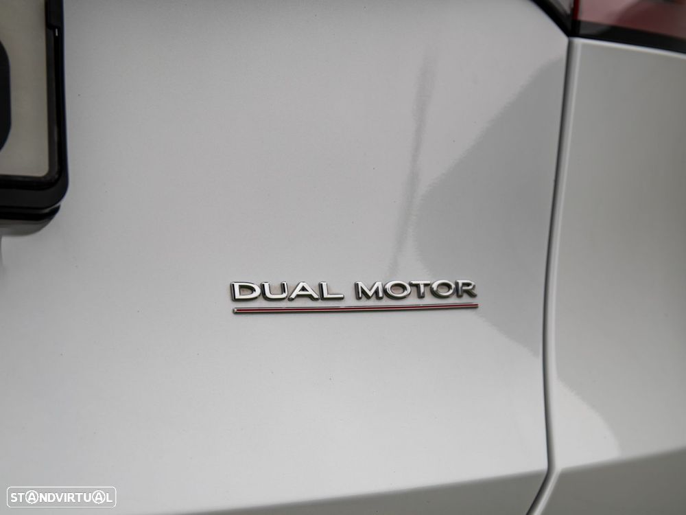 Tesla Model Y Performance Tração Integral - 12