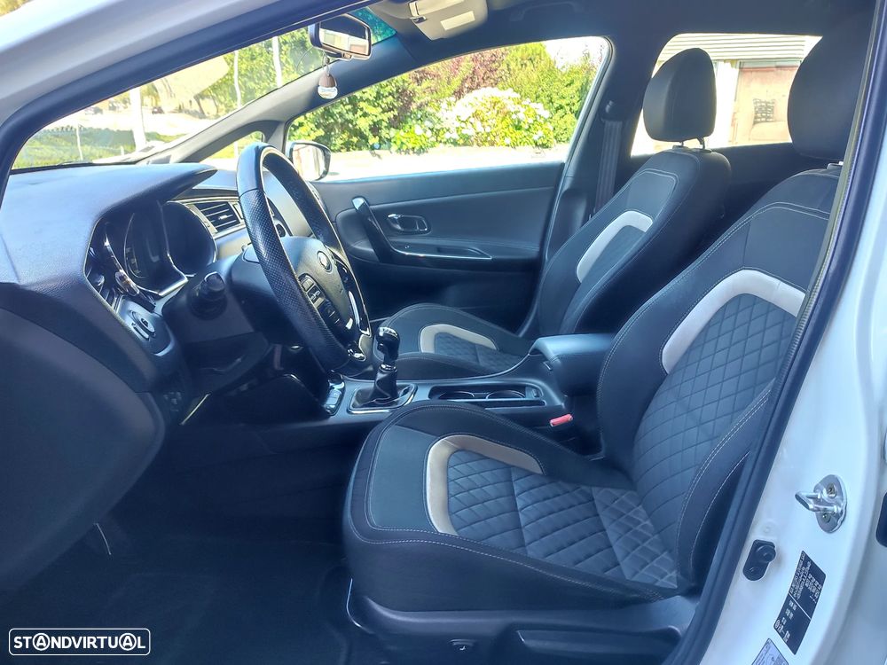 Kia Ceed SW 1.0 T-GDI GT Line - 6