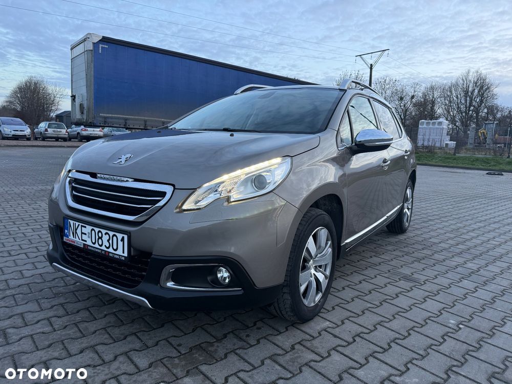 Peugeot 2008 120 VTI Allure - 2
