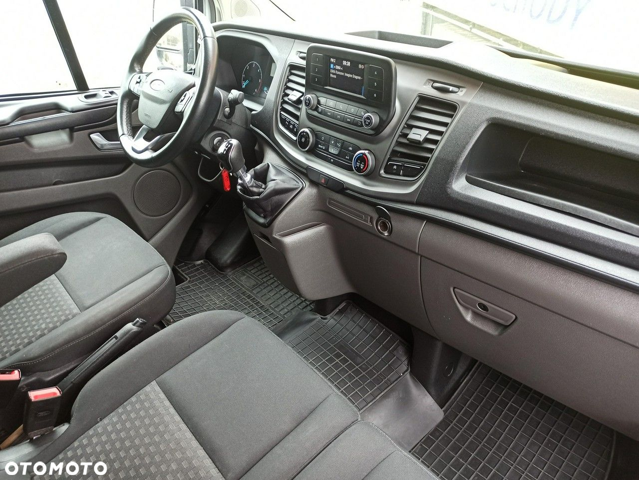 Ford Transit Custom - 14