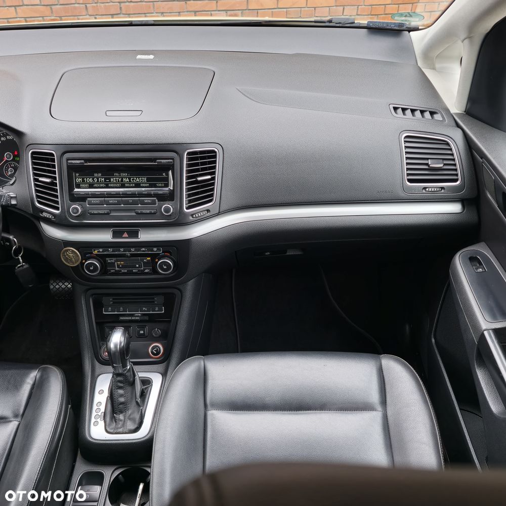 Volkswagen Sharan - 19