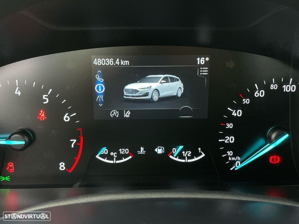 Ford Focus SW 1.0 EcoBoost Titanium - 9