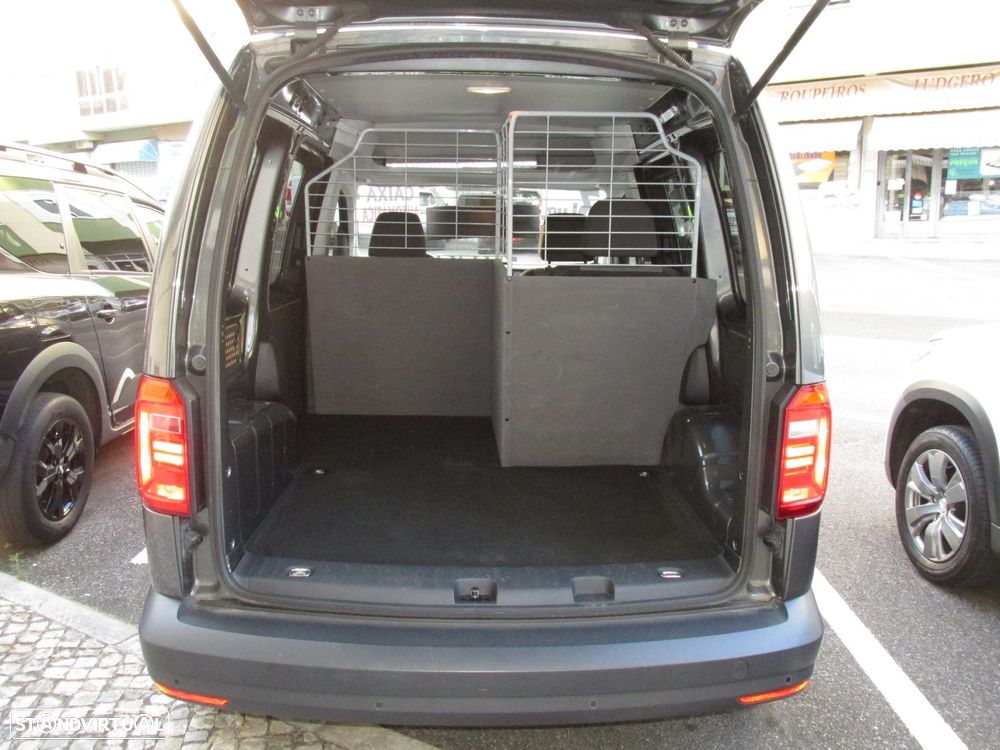 VW Caddy KingCab 2.0 TDI Business DSG - 16