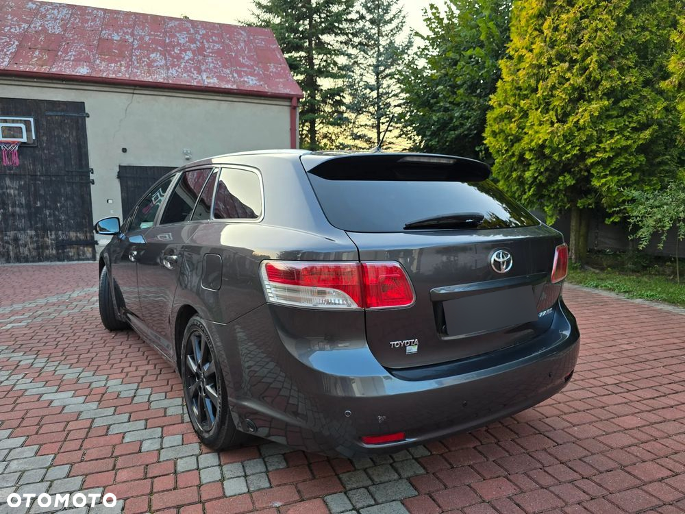 Toyota Avensis 2.0 Sol NAVI - 6