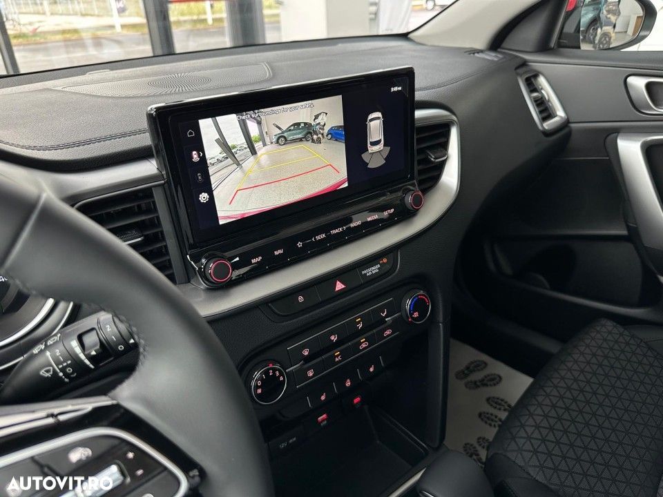 Kia Ceed SW 1.5 T-GDI 7DCT Best - 20