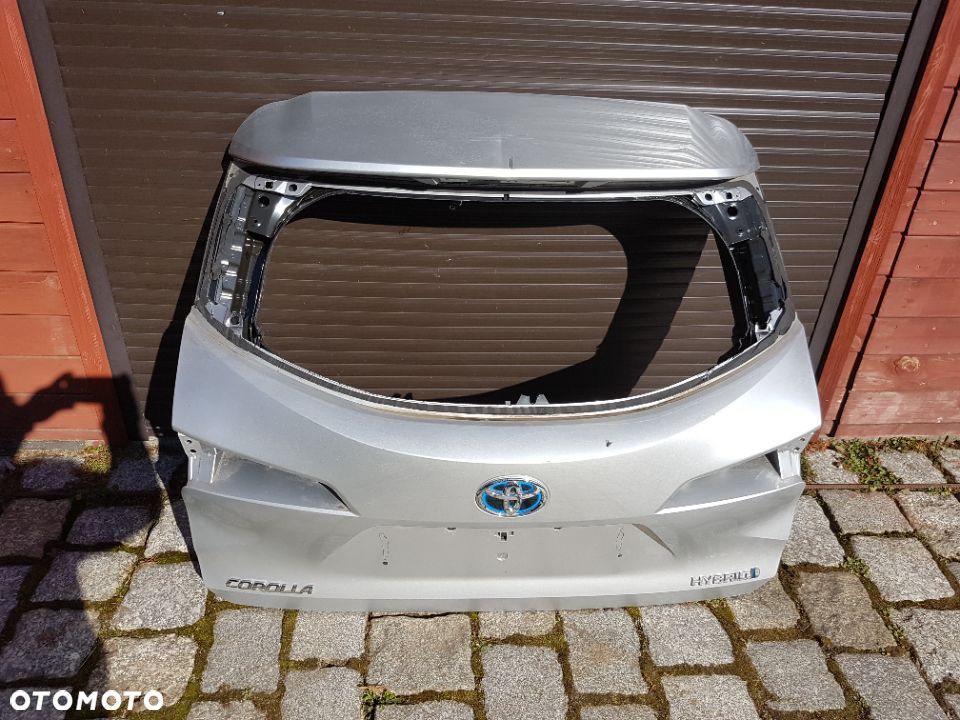 TOYOTA COROLLA E21 KOMBI KLAPA POKRYWA BAGAŻNIKA - 2